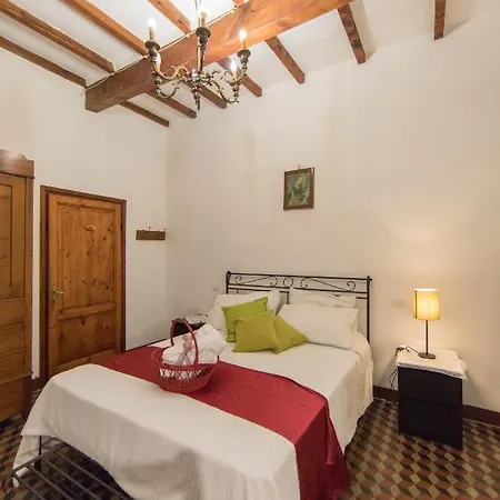 Mazzini Apartment *